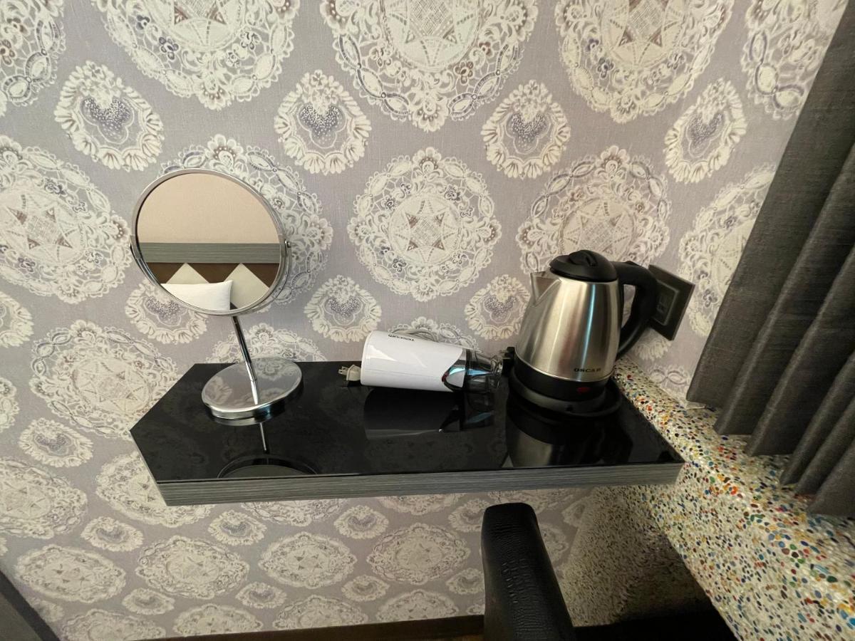Weifeng Boutique Business Hotel - Zhanqian Branch Pingtung Extérieur photo