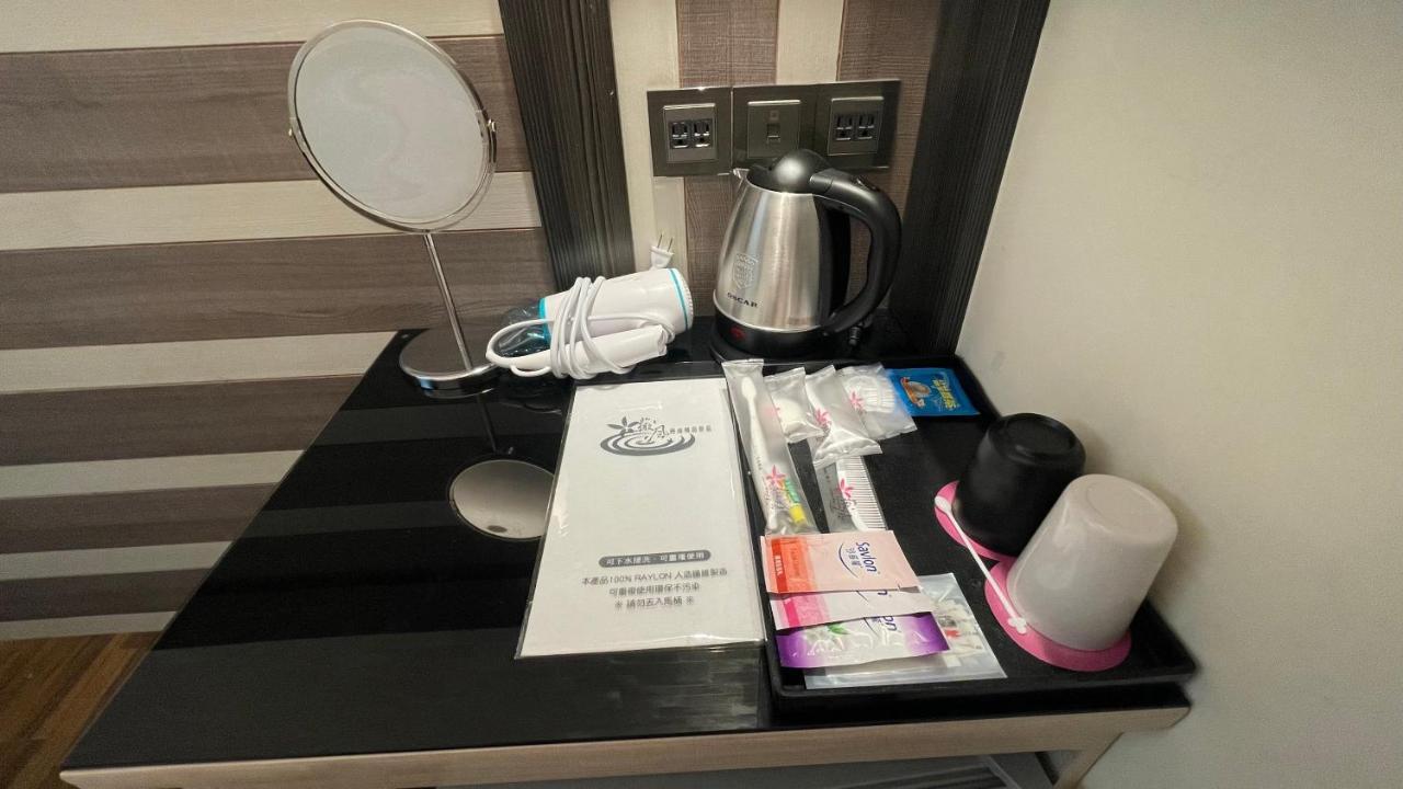 Weifeng Boutique Business Hotel - Zhanqian Branch Pingtung Extérieur photo