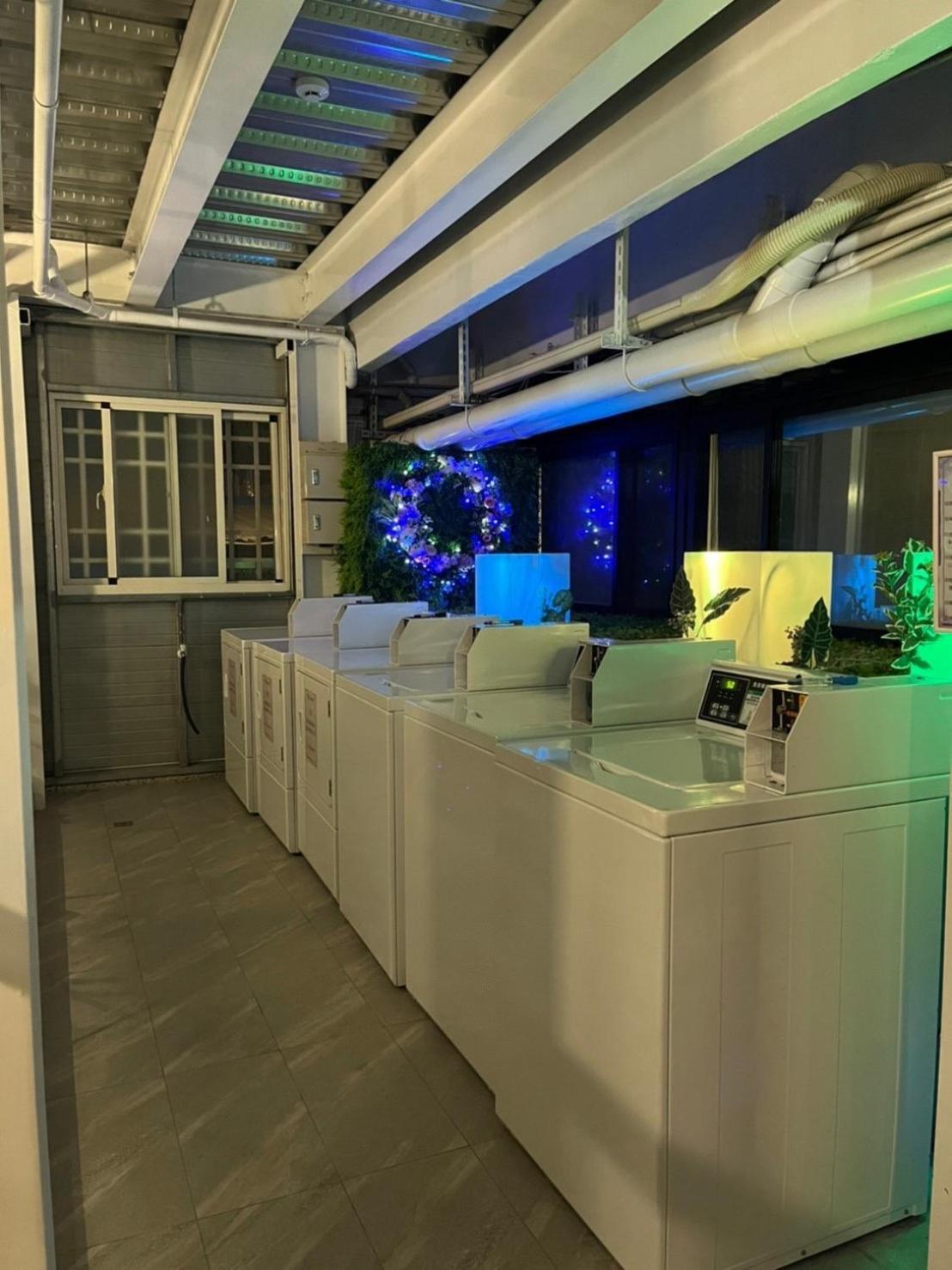 Weifeng Boutique Business Hotel - Zhanqian Branch Pingtung Extérieur photo