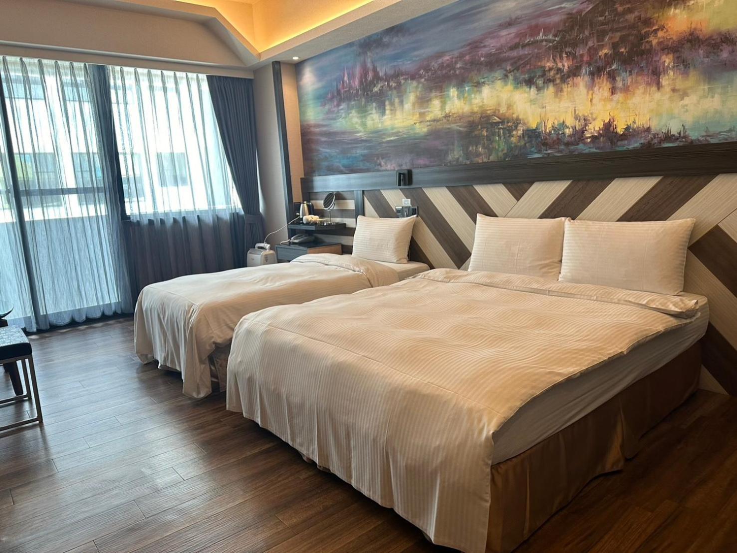 Weifeng Boutique Business Hotel - Zhanqian Branch Pingtung Extérieur photo